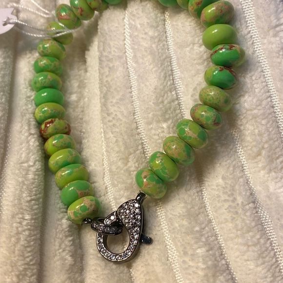 NWT 🦜 GENUINE EMPEROR TURQUOISE PARAKEET GREEN UNIQUE HEMATITE CLOSURE STRETCH - Picture 13 of 15